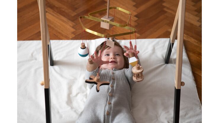 Bebe Începuturi - jucăria sustenabilă, creată pentru nevoile bebelușului tău